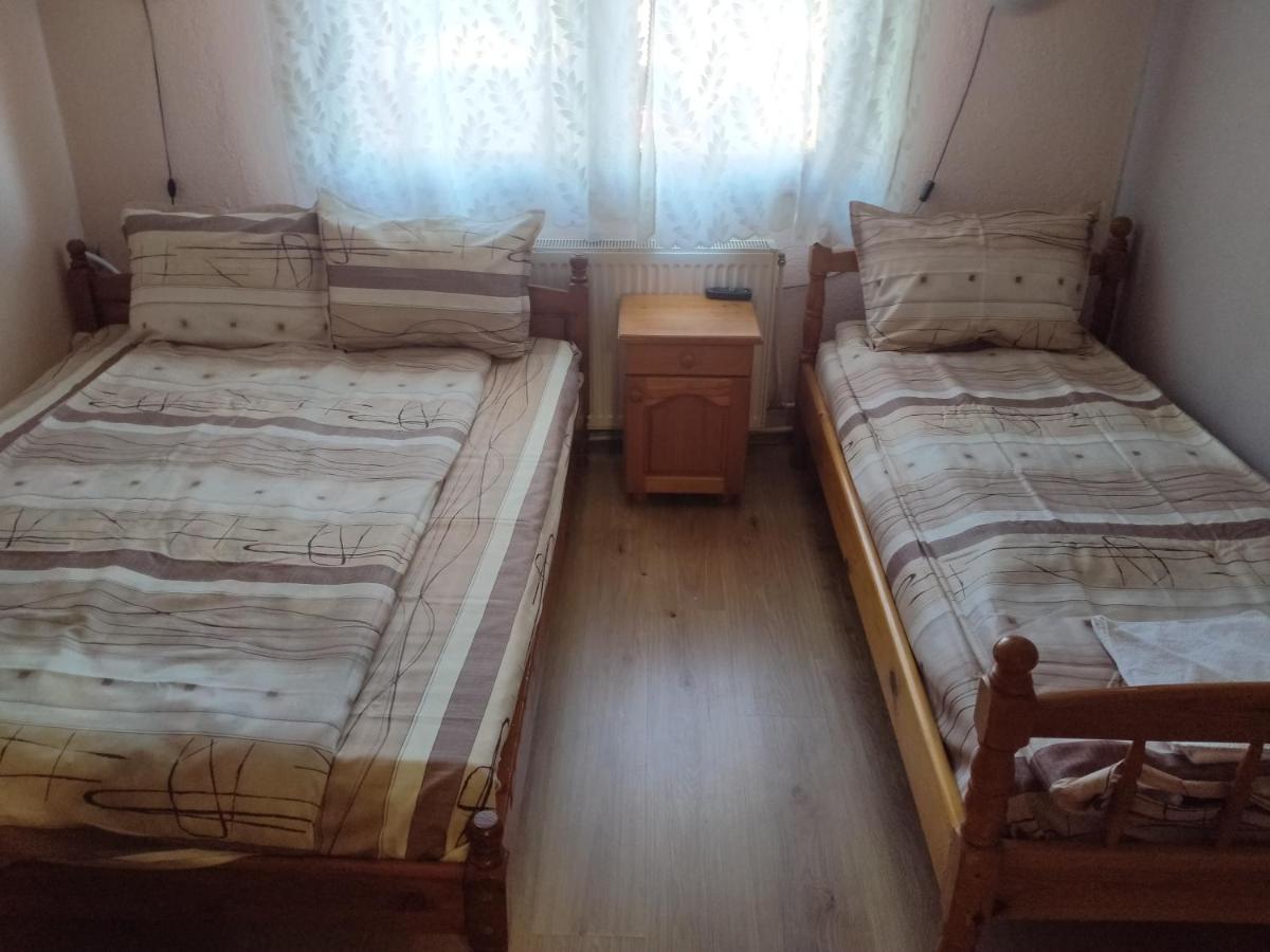 Стаи За Гости Дора Копривштиця Номер фото